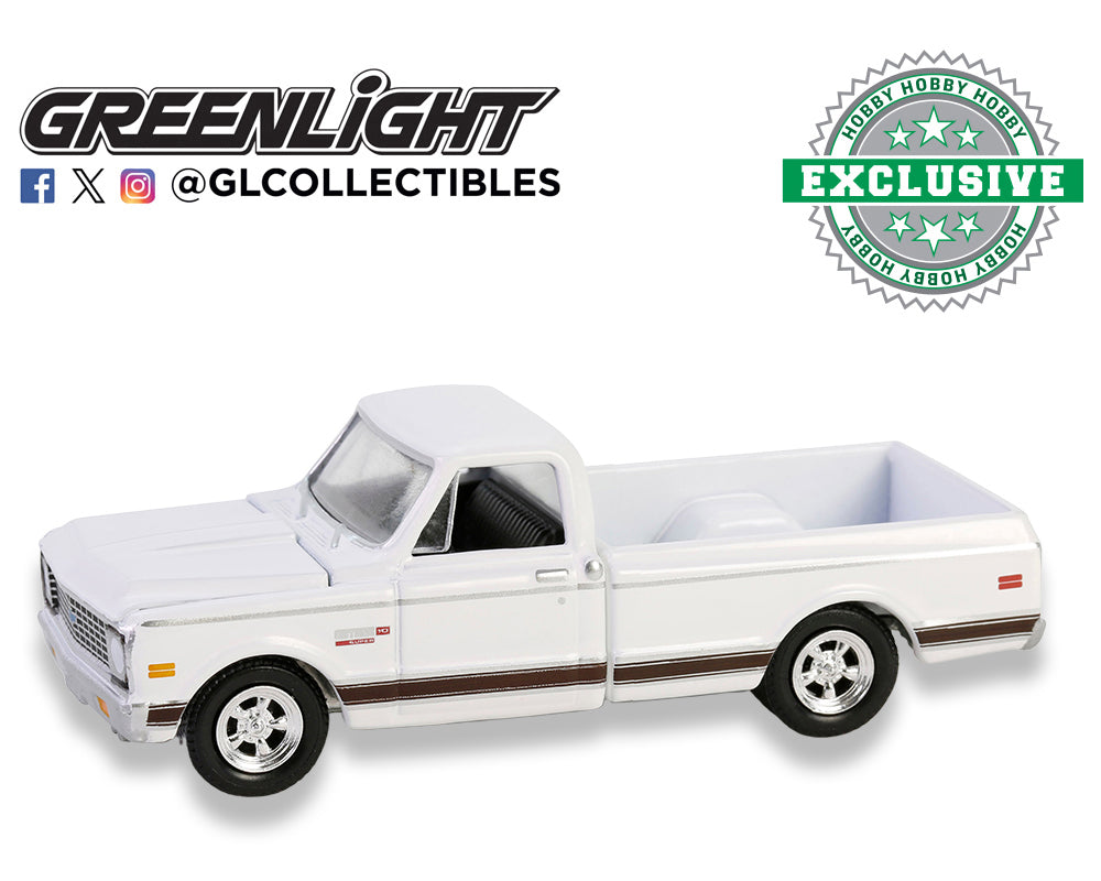 (Preorder) Greenlight 1:64 1972 Chevrolet Cheyenne C10 Short Bed – White – Hobby Exclusive