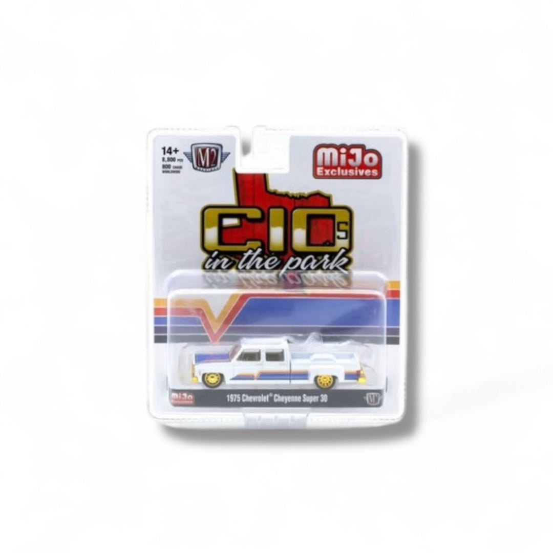 M2 Machines 1:64 1975 Chevrolet Cheyenne Super 30 Dually “C10s In The Park” – White - CHASE